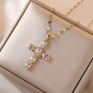 PFT Trendige, kreuzförmige Luxus-Halskette, reich verziert, für Damen, vielseitig einsetzbar, für alle Gelegenheiten, Gliederkette aus Titanstahl - Product Image 5