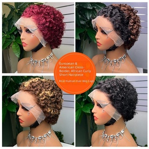 Peluca Corta Rizada con Encaje Frontal Transparente, Cabello Indio, Línea de Cabello Invisible, Negra, Peluca de Encaje 13x4 para Mujer, Venta al por Mayor de Fábrica - Product Image 4