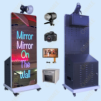 Grand photomaton miroir avec écran tactile de 49 "et roues, appareil photo reflex numérique à impression instantanée avec lumière d'appoint pour fête et événement
