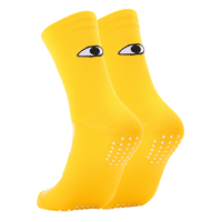 Chaussettes de sport de course à pied et de cyclisme à séchage rapide pour hommes Chaussettes de basket-ball de qualité respirante Chaussettes de basket-ball personnalisées en nylon polyester tricotées à équipage élevé