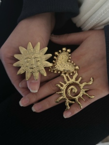 Elegante Golden <span class=keywords><strong>Sunshine</strong></span> <span class=keywords><strong>Love</strong></span> Sunflower Ring Especial Multi-estilo Nicho Joyería de moda Personalidad Fiesta Accesorios diarios Regalo - Product Image 2