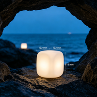Lampe de table moderne personnalisée avec écran LED carré, idéale pour la publicité marketing et l'ambiance de restaurant