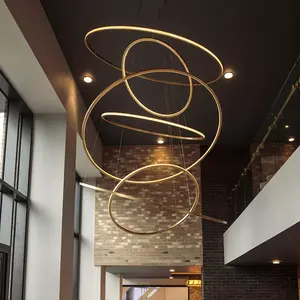 Einfache hängende dekorative Pendel leuchte Kreis Ringe Acryl Gold Luxus moderne LED Kronleuchter und Lampe für Wohnzimmer nach Hause