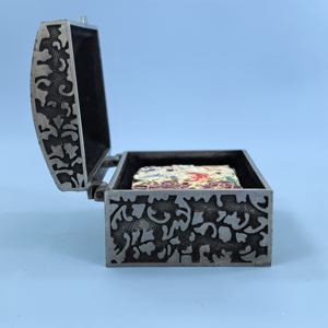 ผู้ผลิตขายส่งผลิตภัณฑ์กล่องเครื่องประดับสไตล์วินเทจแบบเจ้าหญิง พร้อมบรรจุภัณฑ์ ไฟแช็คแบบซิป ของขวัญ - Product Image 3