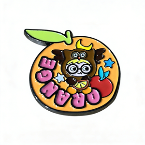 Badge de revers personnalisé en alliage de zinc émaillé de haute qualité OEM avec thème de dessin animé pour la publicité, certification Fama <span class=keywords><strong>USJ</strong></span> Sedex - Product Image 1