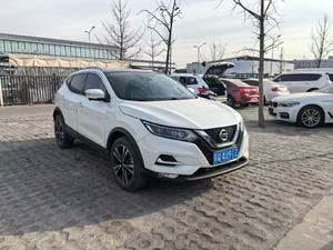 Acceptons les commandes personnalisées – Nissan Qashqai 2.0L CVT XV Prem Luxury Edition 2022, véhicule d'occasion, 50 000 km, extérieur blanc, conduite à gauche, Euro VI - Product Image 3