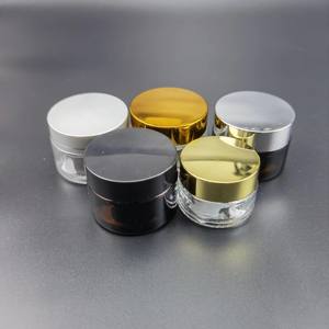 Tarros de Crema Cosmética de Vidrio Transparente de 100g con Tapa Dorada y Logotipo Personalizado, Impresión Serigráfica para Crema Facial y Cuidado de la Piel - Product Image 4