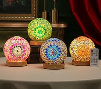 Personnalisé USB 3D Saturne Lune Lumière Rétro Bohème Style Décoration Maison Cadeau Coloré Verre Boîte de Nuit Lumière Batterie pour Salon