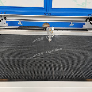 Machine de gravure et de découpe laser CO2 LaserMen 1390-1 - Refroidie à l'eau - CNC de table pour pierre, bois, plastique - Product Image 2