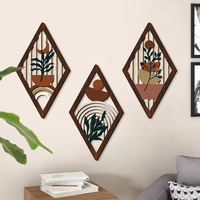 Décoration murale en bois style pastoral campagnard Art Déco, motif floral ajouré bohème en forme de losange