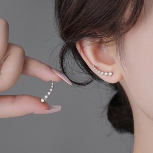 Boucles d'oreilles Beidou Seven Star en zircon avec sertissage clos, alliage de zinc, luxe léger, haute qualité, tendance, design chenille pour soirée - Product Image 3