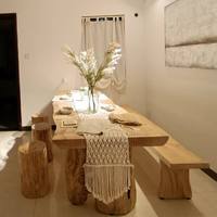Table à manger rectangulaire en bois massif style Wabi-Sabi japonais avec 6 chaises et table à thé, idéale pour l'affichage de vêtements