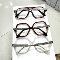 Grossiste en montures de lunettes en acétate solide, assortiment de styles variés, élégants et tendance, lunettes optiques bon marché et styles variés pour unisexe