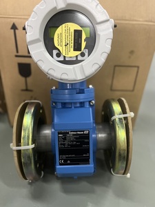 Débitmètre E+H 1, plage de température moyenne : Revêtement PFA : 0 à 80°C - Achat au nom de tiers - Product Image 1