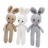Certifié TK CE EN71 Crochet jouet fait à la main Amigurumi tricoté Bella lapin pour nouveau-nés lapin en peluche avec remplissage en coton PP
