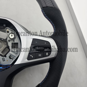 Volant de direction en cuir perforé et fibre de carbone pour BMW Série G M3 G20 G30 G80 M4 G82 M5 CS - Modèles explosifs - Product Image 6