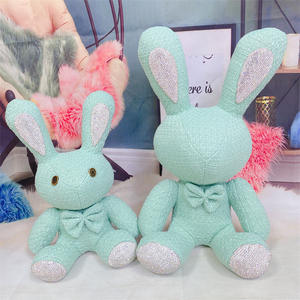 Conejo de Peluche con Incrustaciones de Diamantes, Adorno Grande, Conejo de Peluche para Decoración del Hogar, Artesanía Hecha a Mano - Product Image 5