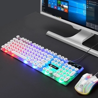Clavier mécanique de jeu, touches punk, 104 touches, clavier d'ordinateur, claviers de jeu filaires, rétroéclairage RVB pour ordinateur de bureau, autocollant russe