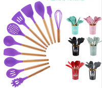 Ensemble de 12 ustensiles de cuisine en silicone avec manche en bois, fouet, brosse, racloir à beurre, spatule