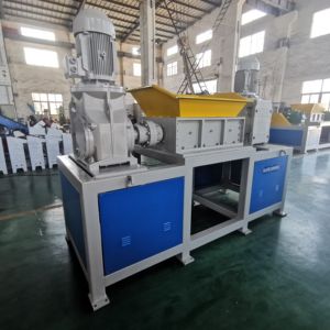 Industrial Double Shaft Shredder <b>Machine</b> With Gearbox and Pump for Waste Wood Pallet Rubber <b>Tire</b> Recycling and Plastic Crushing - Product Image 6