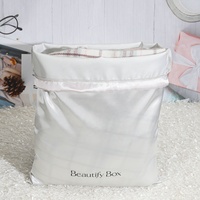 Promotion blanc Satin cordon cheveux paquet perruque emballage sac à poussière Logo personnalisé imprimé soie Satin pochette cadeau pour cheveux Lingerie