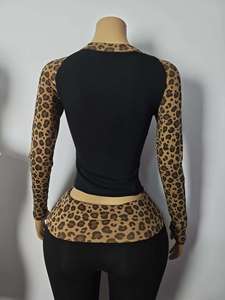 ชุดลำลองสำหรับสาวไซส์ใหญ่และสูง เสื้อคอเหลี่ยมแขนยาวพร้อมกางเกงทรงบานลายเสือดาวสำหรับใส่ลำลอง - Product Image 6