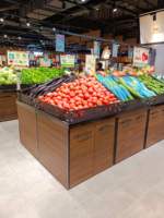 Op maat gemaakte moderne metalen groenteplanken met grote capaciteit, displayrekken voor supermarkten