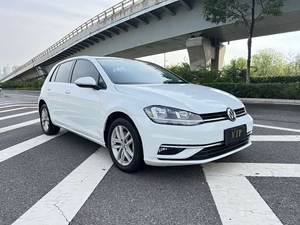 <span class=keywords><strong>Volkswagen</strong></span> <span class=keywords><strong>Golf</strong></span> Modelo <span class=keywords><strong>2018</strong></span> 230TSI Versión Automática Comfort - Product Image 4