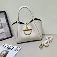 Nouveau Sac à Bandoulière Élégant et Simple 2026 – Sac à Main Uni pour Femme avec Fermeture Magnétique et Boucle Métallique