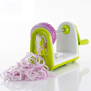 Vente en gros Smile Mom B438-A, spiraleuse à <span class=keywords><strong>légumes</strong></span> en plastique, 5 lames, <span class=keywords><strong>pour</strong></span> <span class=keywords><strong>spaghetti</strong></span>, certifiée LFGB - Product Image 3