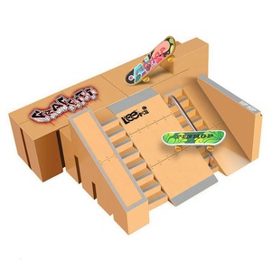 Kit per Skatepark, Hometall Set di 5 Pezzi per Skatepark con <span class=keywords><strong>Rampa</strong></span> per Finger Skateboard, Accessori per Allenamento Ultimate Parks - Product Image 1