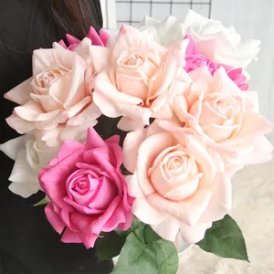 C-R020-1 Grosir Lateks Sentuhan Nyata Tunggal Tahan Lama Pernikahan Merah Bunga Mawar Buatan untuk Rangkaian Bunga Dekoratif