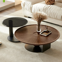 Table basse contemporaine moderne en verre et bois de noyer avec centre en terrazzo de luxe, ensemble de meubles de salon