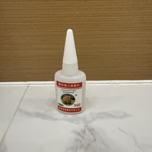 SL Promotion Exceptionnelle : Colle Instantanée Cyanoacrylate Super Bond 502 de Qualité Supérieure pour Plastique (CAS No.) 75-05-8 - Product Image 4