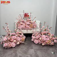 Promotion SMS : Panneau floral rose clair sur pied pour allée de mariage, événements et fêtes