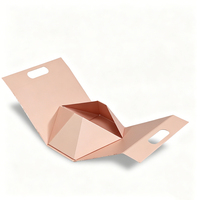 Boîte en carton rigide triangulaire haut de gamme personnalisée avec logo, découpe artisanale et marquage à chaud pour emballage