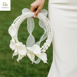 Bouquet de mariée artisanal en lys et roses au toucher réel |   Fleurs de <span class=keywords><strong>mariage</strong></span> luxueuses ornées de perles |   Ensemble floral de qualité supérieure en gros - Product Image 4