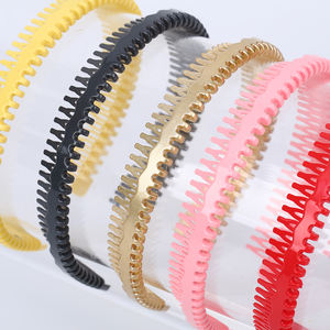 Vente en gros de 5 bandeaux en plastique antidérapants avec dents pour femmes hommes adolescents filles <span class=keywords><strong>peigne</strong></span> bandes de cheveux accessoire - Product Image 4