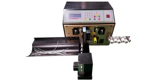 Máquina Pelacables <span class=keywords><strong>y</strong></span> Cortadora de Cables de <span class=keywords><strong>Tres</strong></span> Hilos de 10 <span class=keywords><strong>Metros</strong></span> Cuadrados, Pelacables Automático de Alta Velocidad AV110V/220V 5000-6000PCS - Product Image 2