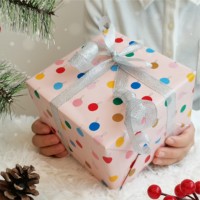 Kit de papier cadeau de Noël à la mode 2025 avec nœud et rubans pour l'emballage de cadeaux de fête