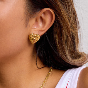 Pendientes con Hebilla de Cinturón en Forma de Corazón, Acero Inoxidable 18K, Joyería de Regalo - Product Image 3
