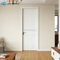 Portes composites WPC modernes et étanches Jiuyixing, très vendues, avec cadre de porte, porte à âme creuse WPC intégrale avec design sculpté CNC