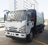 Camion de transport de déchets diesel ISUZU 4X2, capacité 7CBM/6m³, transmission manuelle, compacteur, moteur et boîte de vitesses intégrés