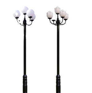 Moderne Best-seller <span class=keywords><strong>Extérieur</strong></span> Sphérique 2.5m-6m 2-5 Tête En Aluminium Cour Lampe Jardin Poteau Lampe Villa Hôtel Rue Vue Jardin - Product Image 1