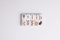 Élégant jeu de tuiles de mahjong américain en acrylique rouge de la collection HAUS, jeu de table luxueux, cadeau idéal pour les joueurs, casino, jeu d'argent