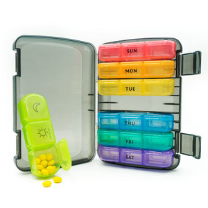Amazon Hot Selling Weekly Pill Box 3 times a day Travel 7 Day Pill Case with Large Compartments for Dispenser Pill