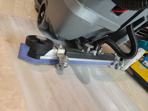 <span class=keywords><strong>Pièces</strong></span> <span class=keywords><strong>détachées</strong></span> pour laveuse de sols BD50/50, barre d'aspiration droite 850 mm, ensemble de raclette pour équipement <span class=keywords><strong>Karcher</strong></span> - Product Image 4