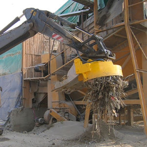 Imán de elevación de chatarra de 24 voltios para elevador magnético de grúa para levantar chatarra de acero - Product Image 5