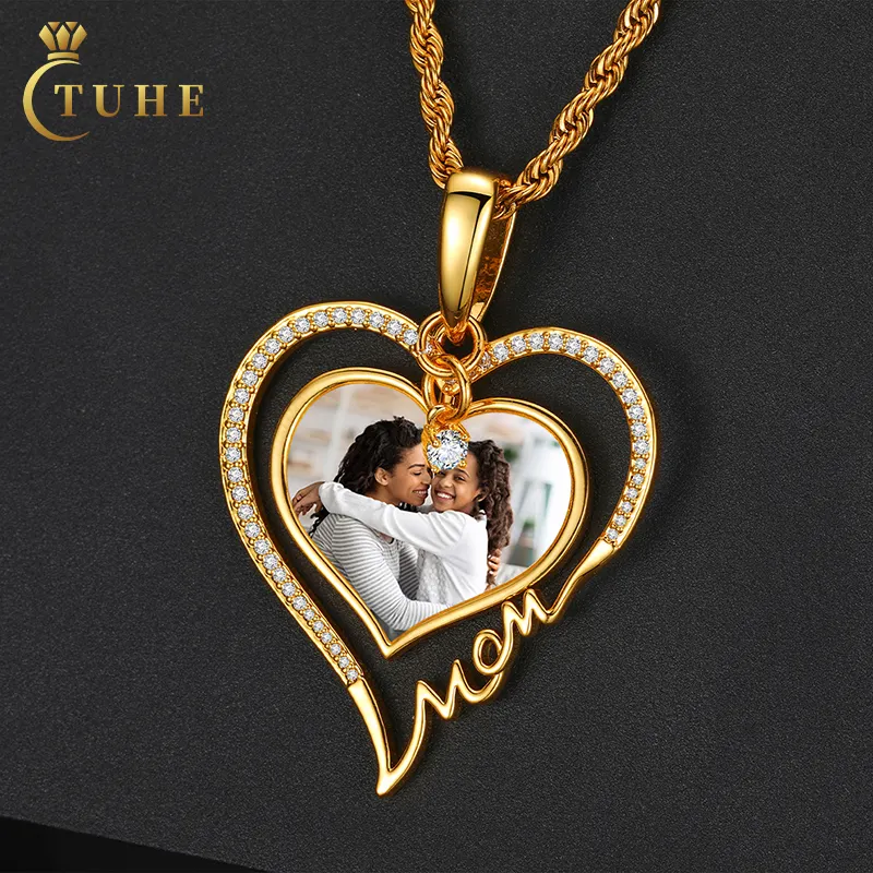 Hot Selling Customization Gold Plated Copper Iced Out Heart Shape Photo Pendant Sublimation Necklace for Mom