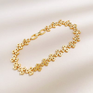 <span class=keywords><strong>Bracelet</strong></span> Trèfle Élégant et Raffiné en Or Jaune 18K avec Diamant de Laboratoire 2.4ct Certifié IGI – Bijou Tendance pour Femme, Création Quotidienne - Product Image 2
